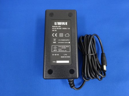 UNIFIVE UEA360-2425 PL03B付 ユニファイブ　ACアダプター　24V/2.5A