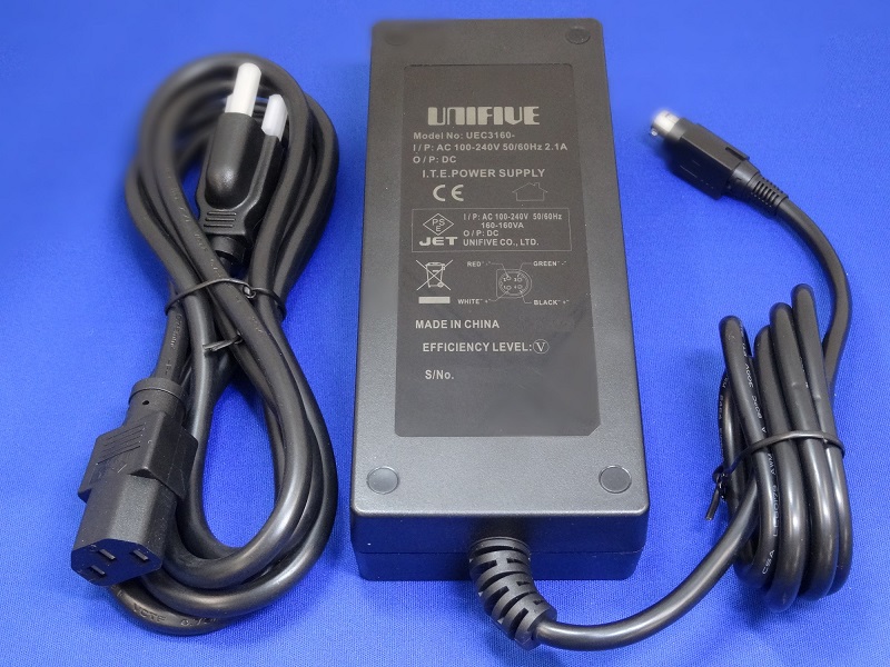 UEC3160-1211 Power DINコネクタ付 ACコード3Pin-3Pin　12V